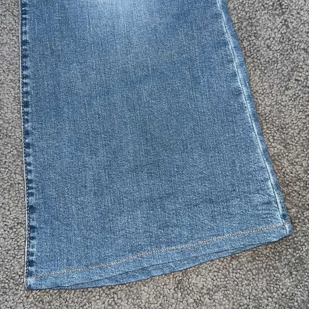 LEVI'S RIBCAGE BELL BLUE JEANS - BIG BELL BOTTOM FLARE EXTREME HIGH WAIST  28X30 - Picture 12 of 14